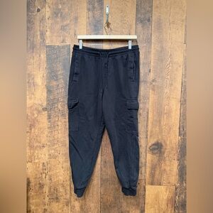Gymshark men’s Black Cargo Jogger Pants size large EUC